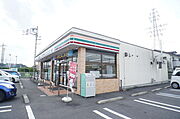 セブンイレブン宇都宮鶴田三の沢店まで251M