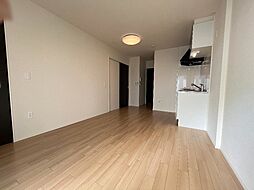 WBeC 207号室 2階1LDKのリビング/ダイニング