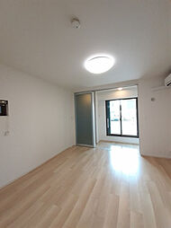 メゾン・ブリーズII 102号室 1階ワンルームのリビング/ダイニング