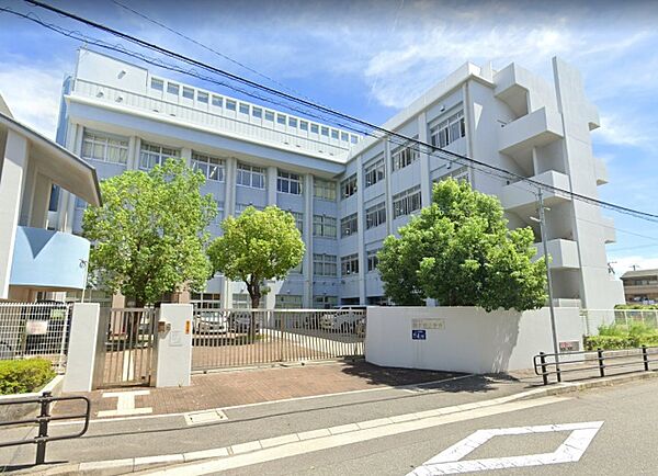 画像16:神戸市立駒ケ林小学校
