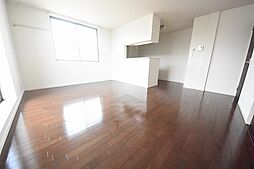 パレロイヤル 3階2LDKのリビング/ダイニング