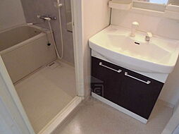 グランシャリオ江坂