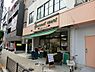 周辺：【スーパー】エヌマート東日暮里店まで50ｍ