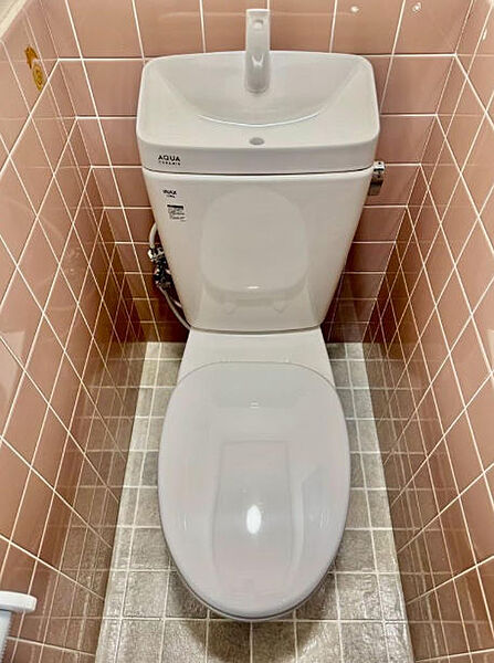 トイレを拡大表示
