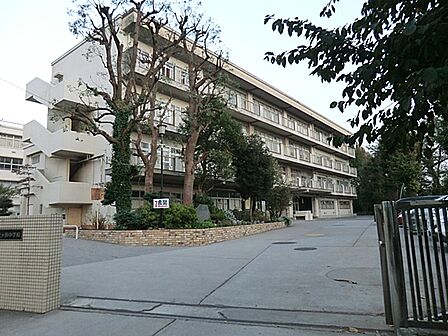横浜市立保土ケ谷中学校