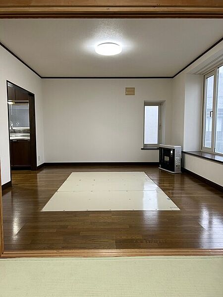 detached 北海道留萌市幸町1丁目27-3
幸町の賃貸情報を見る
物件地図