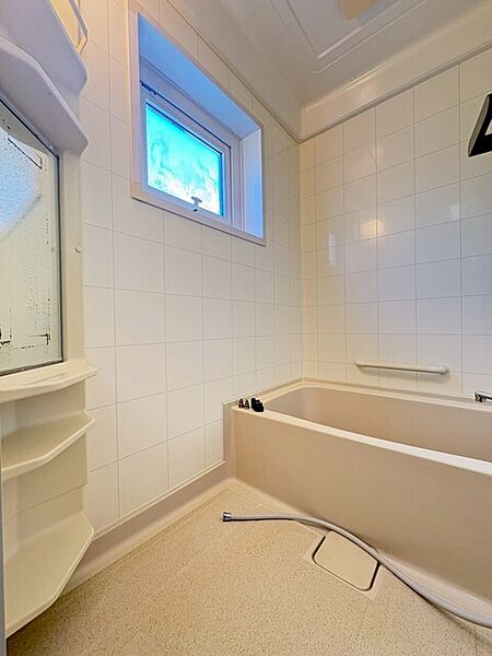 detached 北海道留萌市沖見町3丁目175-17
沖見町の賃貸情報を見る
物件地図