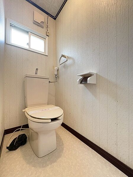 detached 北海道留萌市沖見町3丁目175-17
沖見町の賃貸情報を見る
物件地図