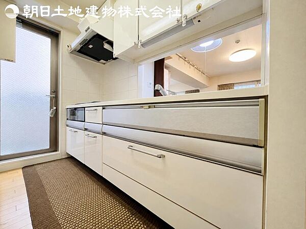 キッチンを拡大表示