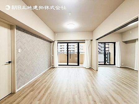 【LDK】大切なご家族が集まるからこそLDKはこだわりたい!休日はおひさまの光をたっぷりと取りこめるリビングでゆったりと過ごしませんか?