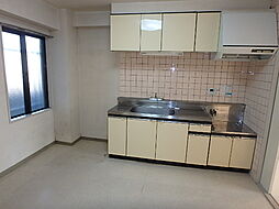 都営三田線 西巣鴨駅 徒歩8分の賃貸マンション 3階2DKのリビング/ダイニング