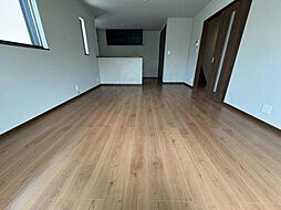 K-village猪名寺 1階3LDKのリビング/ダイニング