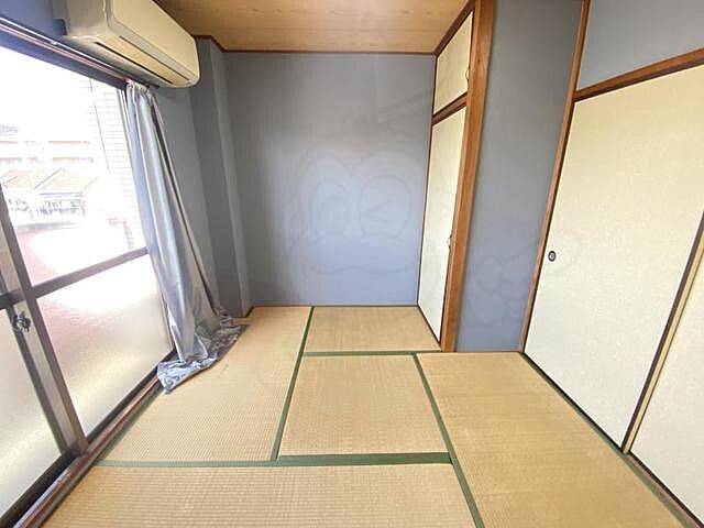 寝室