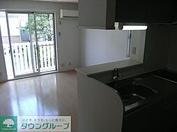 JR武蔵野線 吉川駅 徒歩30分の賃貸アパート 1階2LDKのリビング/ダイニング