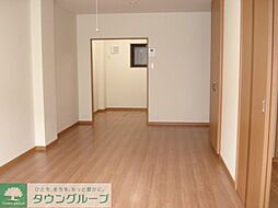 つくばエクスプレス 六町駅 徒歩12分の賃貸アパート 3階1LDKのリビング/ダイニング