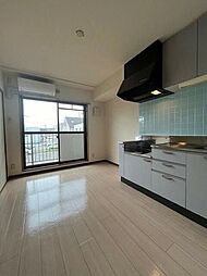 東武伊勢崎線 獨協大学前駅 徒歩8分の賃貸マンション 2階2DKのリビング/ダイニング