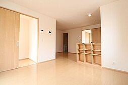 つくばエクスプレス 三郷中央駅 徒歩7分の賃貸アパート 1階1LDKのリビング/ダイニング