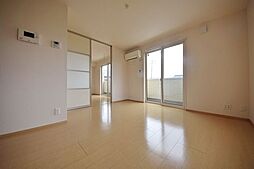 JR武蔵野線 吉川駅 バス10分 ルネサンス吉川下車 徒歩3分の賃貸アパート 3階2LDKのリビング/ダイニング