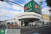 マルエツ松原店 徒歩10分。 800m