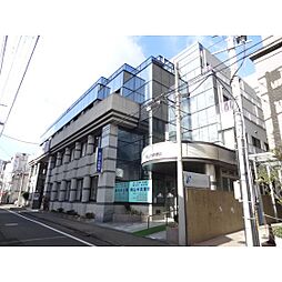 病院「貝山中央病院まで437ｍ」