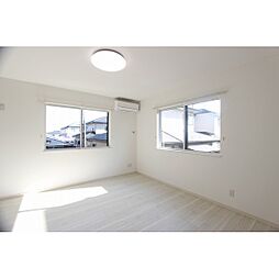 プライムヒルズ 2階1LDKのリビング/ダイニング