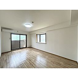 ロイヤルパーク柏木 5階1Kのリビング/ダイニング