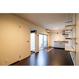 エターナルコート和久 101 1階ワンルームのリビング/ダイニング