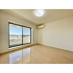 コンフォルト支倉 502 5階ワンルームのリビング/ダイニング