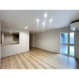 Ａｌｂｅｍａｒｌｅ上杉 1階2LDKのリビング/ダイニング