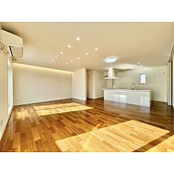 アルーア 301 3階2LDKのリビング/ダイニング