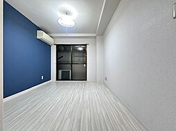 ルネッサ塚本 4階ワンルームのリビング/ダイニング