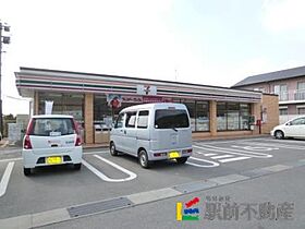 L・スタジオ 207 ｜ 佐賀県神埼市神埼町田道ケ里2100-10（賃貸マンション1K・2階・27.50㎡） その1