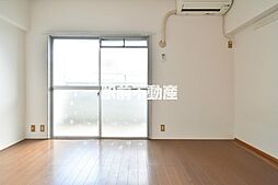 唐人パルビル 202 2階1DKのリビング/ダイニング