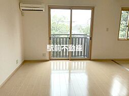 キャッスル・インM 201 2階1LDKのリビング/ダイニング