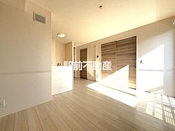 ハッピーライトN 202 2階3LDKのリビング/ダイニング