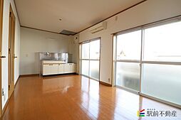 ブルーマウンテンハイツ 2 1階2LDKのリビング/ダイニング