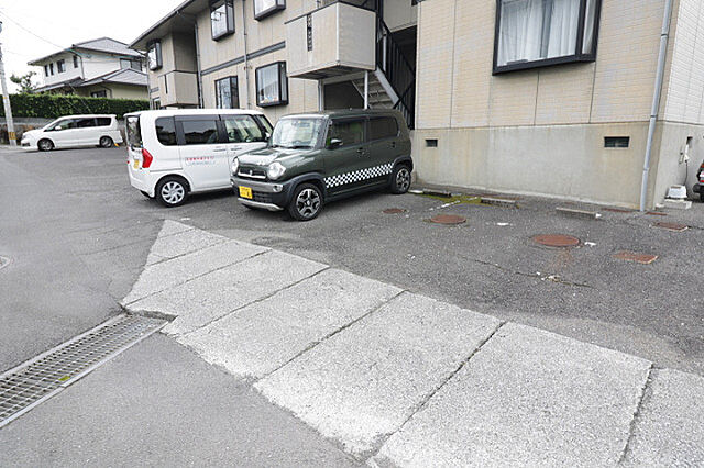 6 / 6