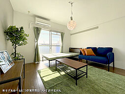 ヴィラ・アンソレイエ城原Ａ 101 1階1Kのリビング/ダイニング