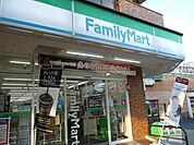 ファミリーマート 徒歩25分。コンビニ 1980m
