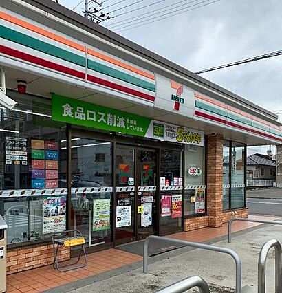 セブンイレブン...