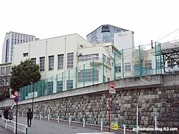 千代田区立富士見小学校 徒歩6分。 430m