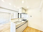 毎日使うキッチンだから、使いやすさ＆お手入れのしやすさにこだわりました。