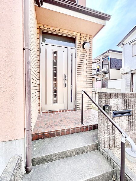 玄関を拡大表示