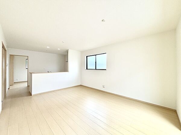 リビング/ダイニングを拡大表示