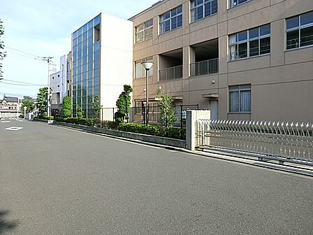 小学校 900m 春日部市立武里南小学校