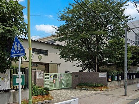 その他環境写真 230m 川口市立上青木南小学校