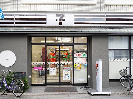 コンビニ 54m セブン-イレブン 西新井大師前店
