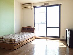 蓮見育英センターG棟(理科大生専用物件） 103 1階1Kのリビング/ダイニング