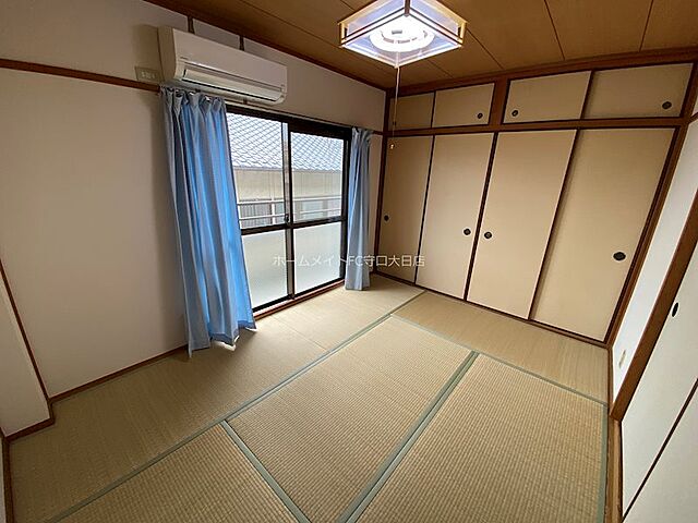寝室