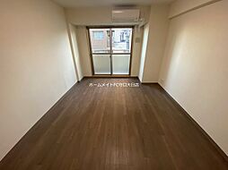 リバティ西三荘 3階1Kのリビング/ダイニング